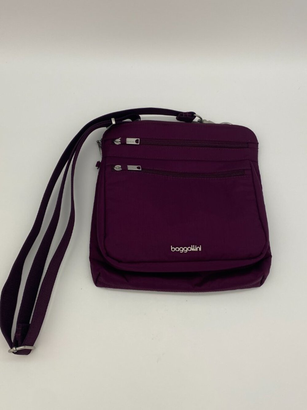 Baggallini Purple Nylon Crossbody Bag Travel Purse Multi Pouch NWOT New No Tags - Picture 2 of 10